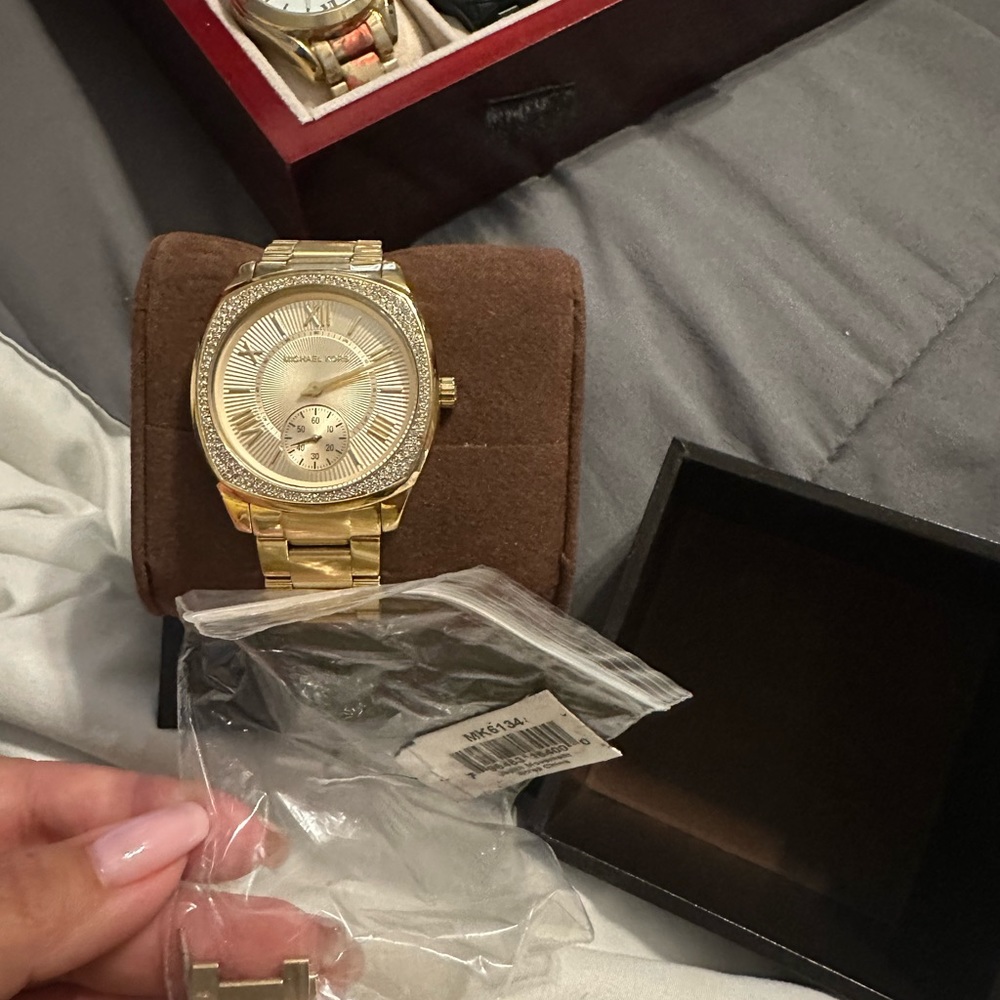 Michael kors watch